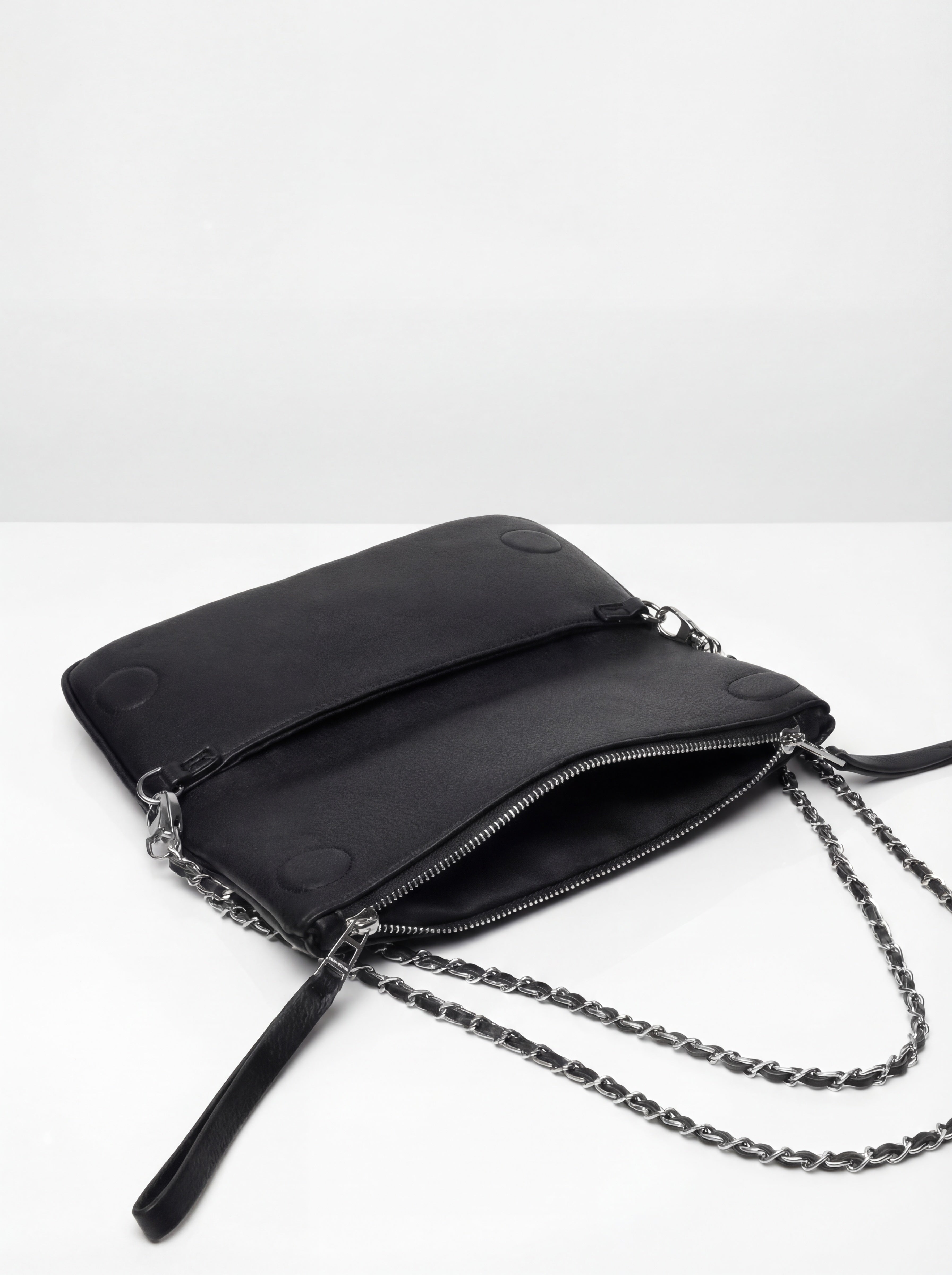 Notte Chain Shoulder Bag – Black